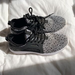 Champion Black and white woven shoes